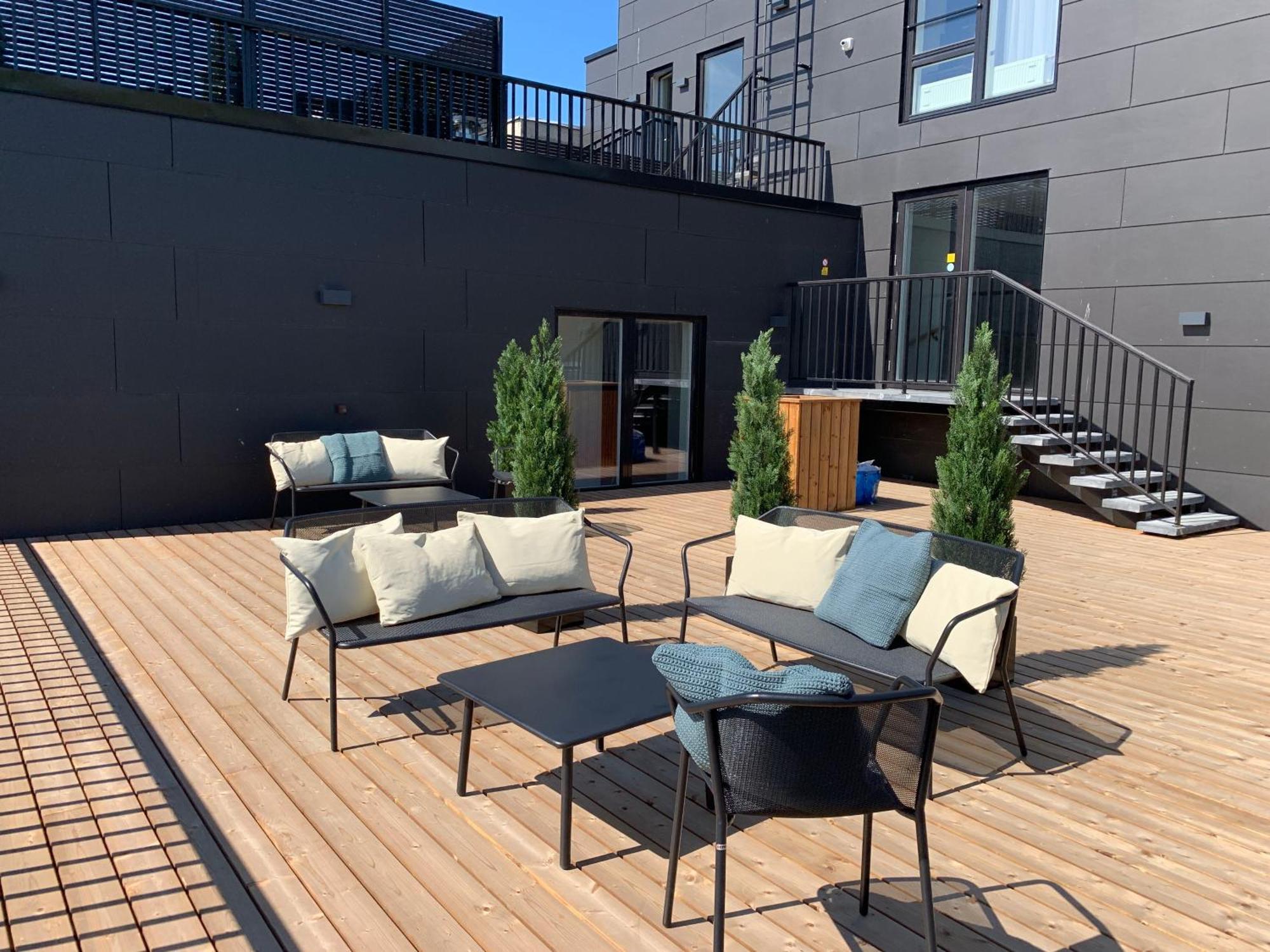 Thomas' Home - Trendy, Central & Balcony Talin Exterior foto